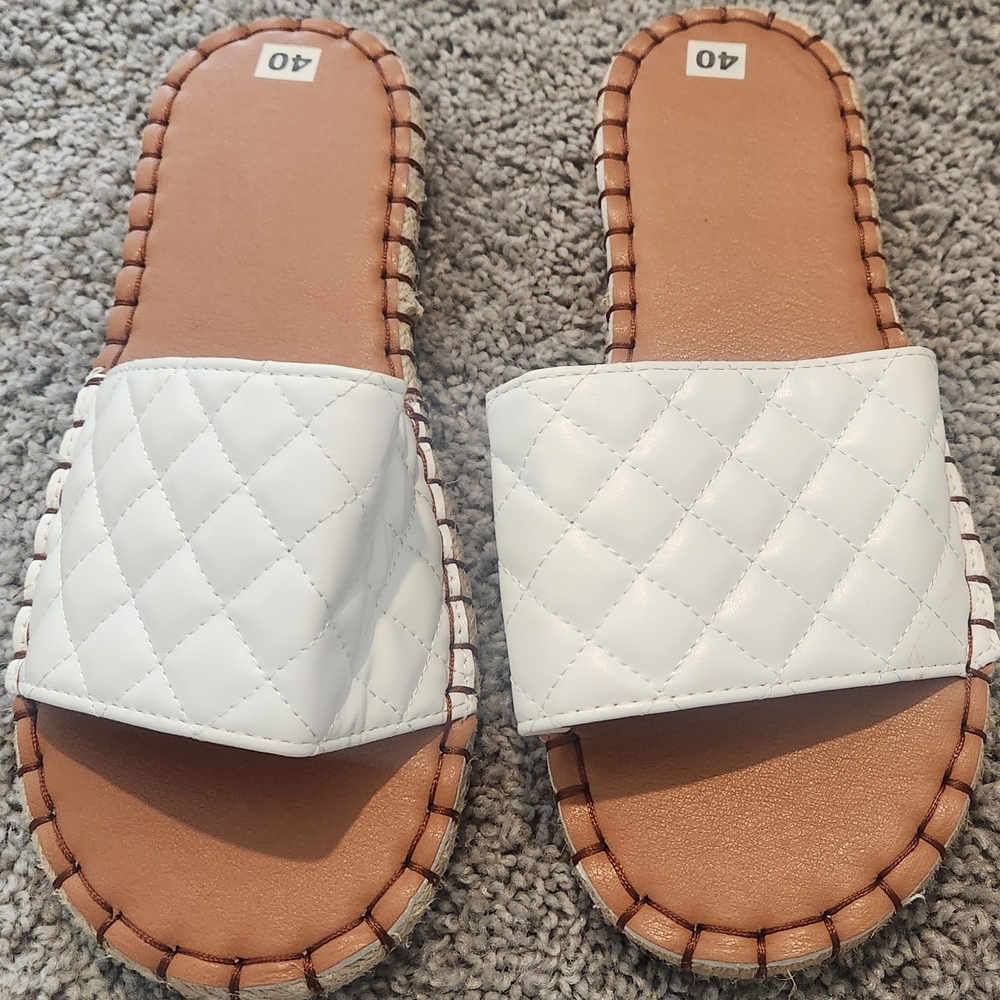 SHEIN Quilted White Slide Sandals